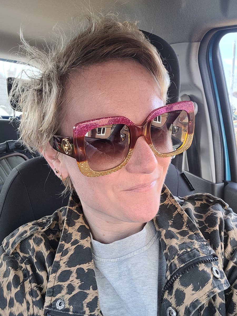 Liz McGlone tweet media