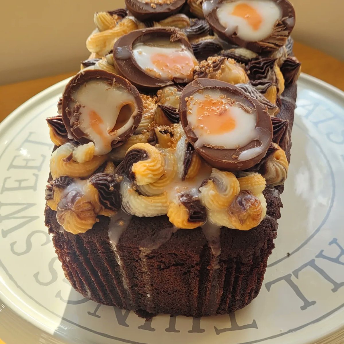 Red273's tweet photo. 😍😍.... today's masterpiece, #cremeeggloafcake #yumyum #irresistible #giveintotemptation #Easter2023 #rachelslilkitchen https://t.co/pZwlUVWgR8