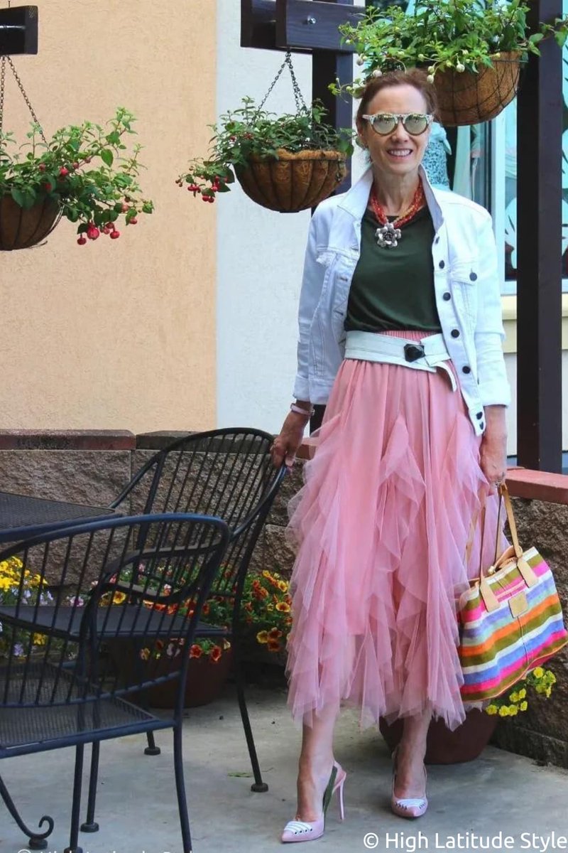 Look You Can Wear a Great Tulle Skirt over 50 highlatitudestyle.com/no-fear-of-a-g… #tulleskirt #femininestyle