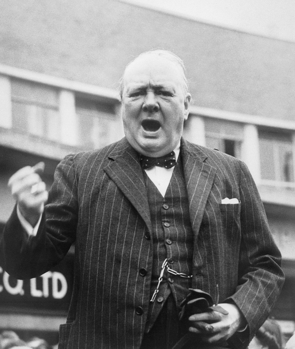Winston Churchill: "El socialismo es una religión política cuyo Dios es el Estado y cuyos sacerdotes son los burócratas... Es una filosofía del fracaso, el credo a la ignorancia y la prédica a la envidia; su virtud inherente es la distribución igualitaria de la miseria".