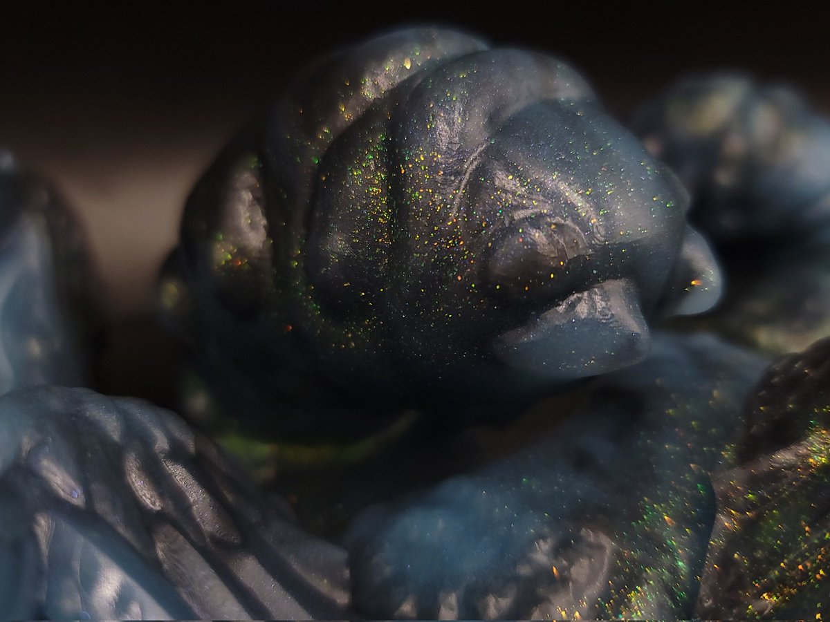 Bat Bites Toys Next Drop 4/14 8p EDT on Twitter "Here's some sporkly blue packers 💙