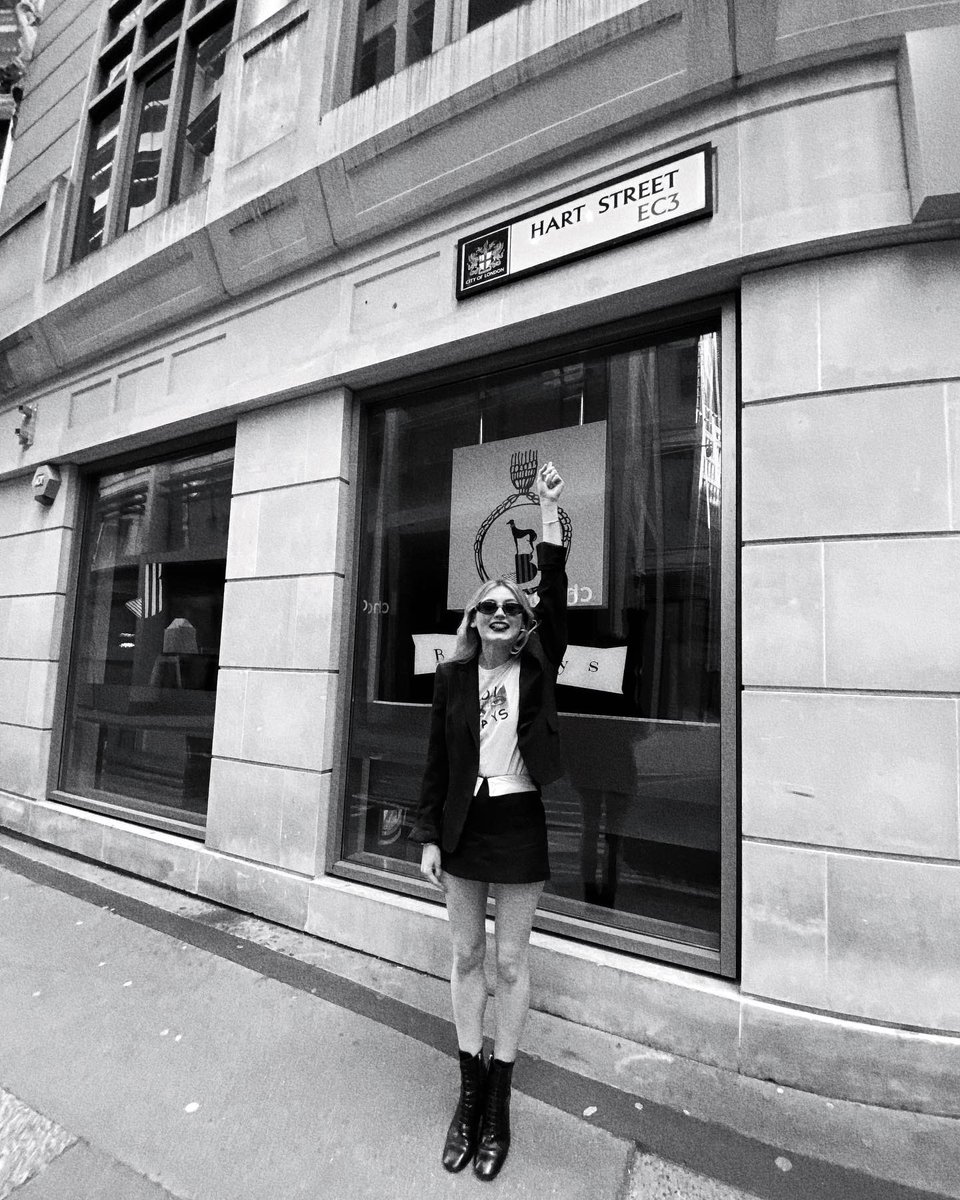 Imogen Hart tweet media