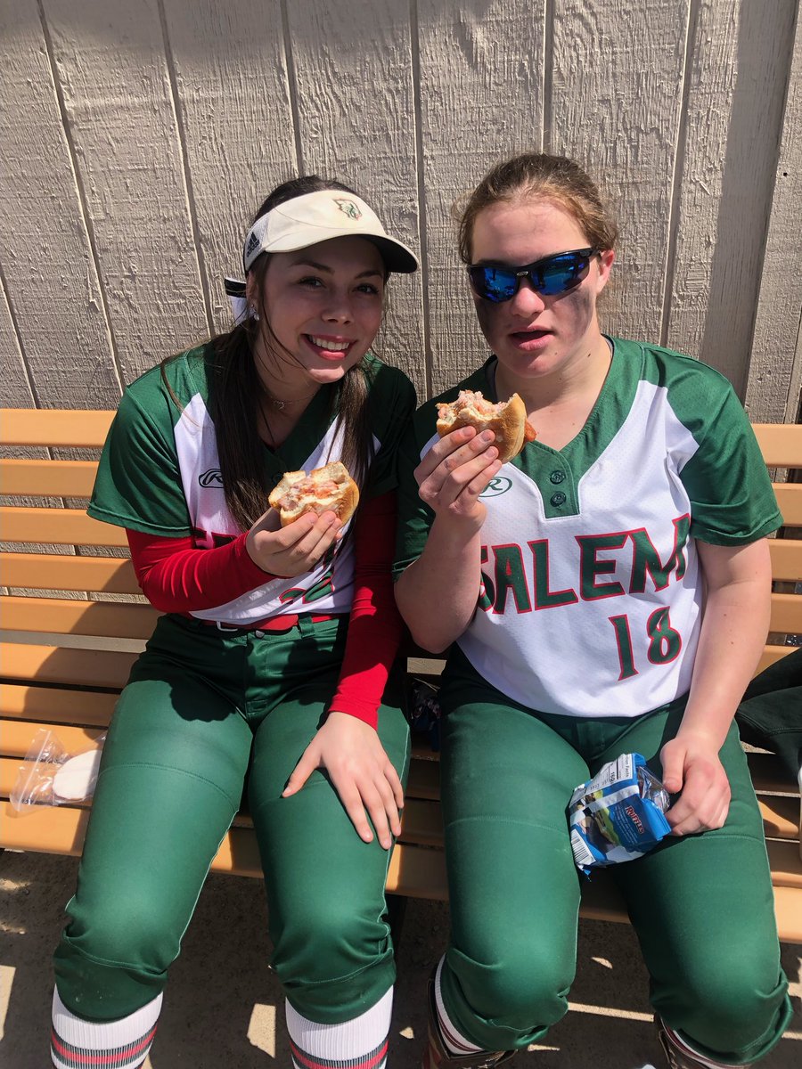 SalemLadyCatSoftball tweet media
