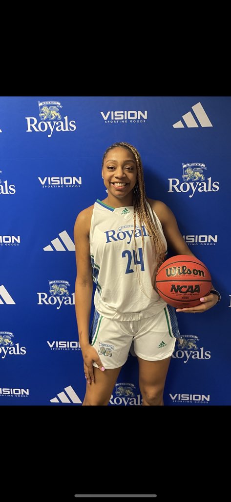 My’Angel Carter tweet media