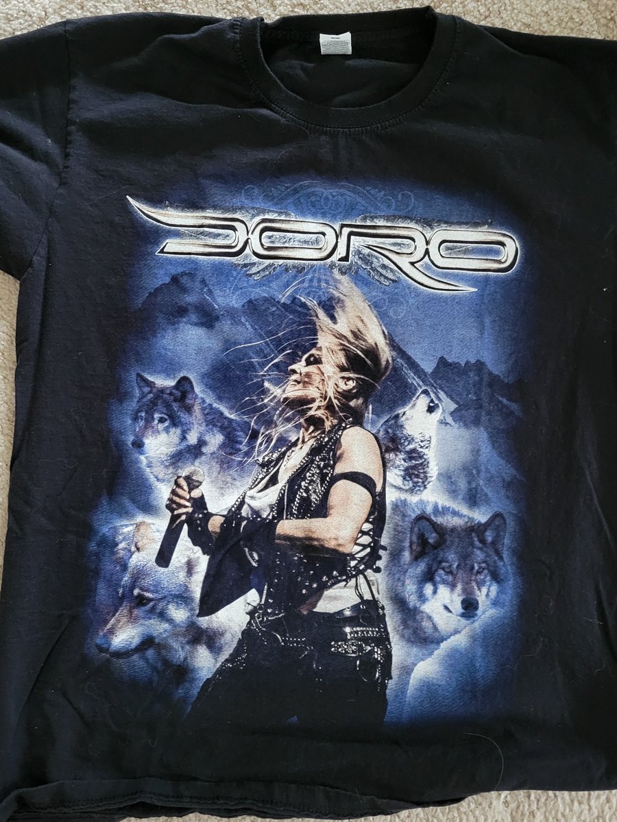 @DoroOfficial T-shirt for today ... Doro Pesch #DoroPesch #metal 🤘🎸🎶😎❤️ @Paige_M_Gregory @ClaudiaComedy @STaylorOfficial @the_bassplayer @03jewell