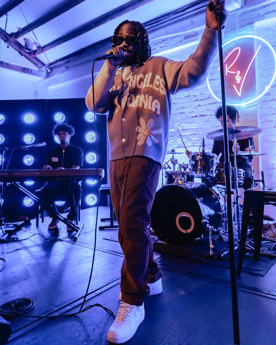Rhythm n Vibes tweet media
