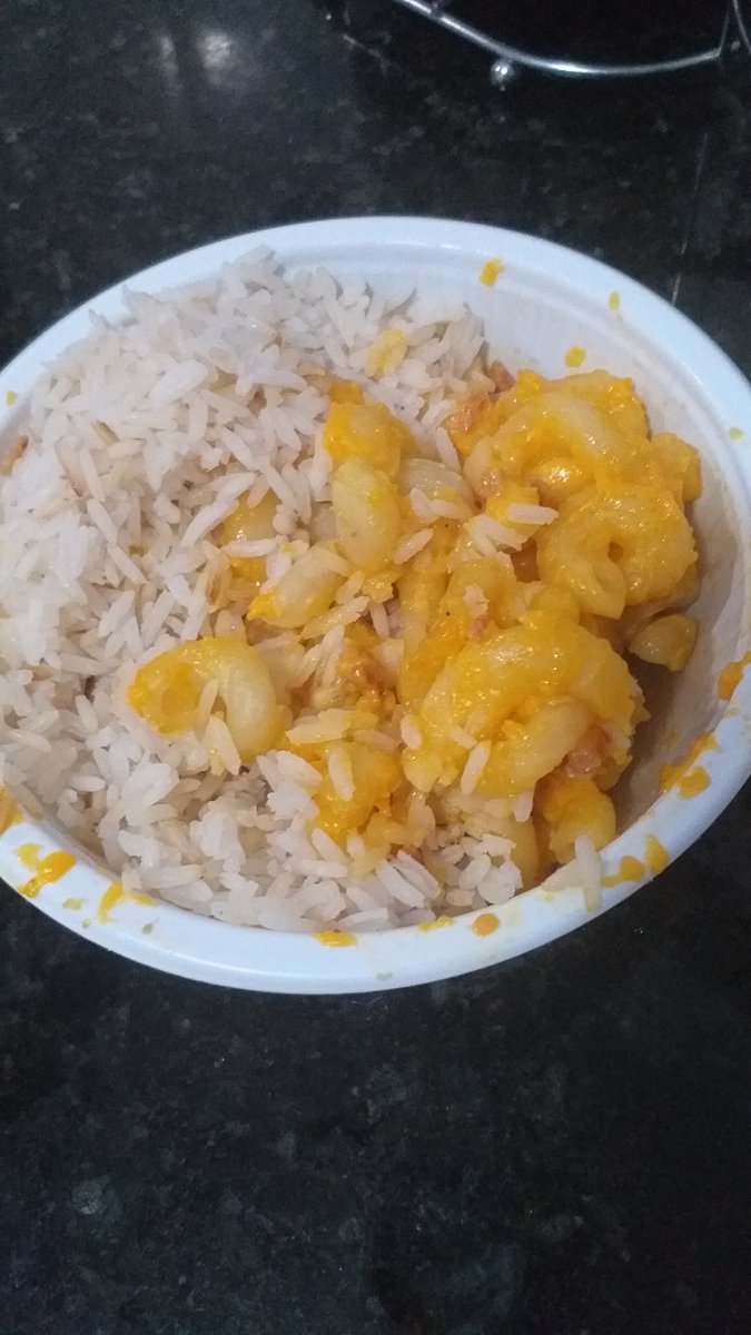 dylspdan_'s tweet photo. comeria meu humilde macarrão? comeria? https://t.co/SG386GJRMx