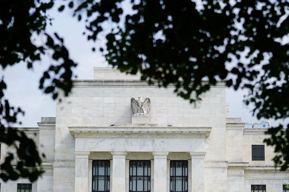 Bank Deposits Edge Up After Record Outflows, Fed Data Shows

businessdor.com/bank-deposits-… 

#banking #bankdeposits #banks #bankingcrisis #BusinessdOr