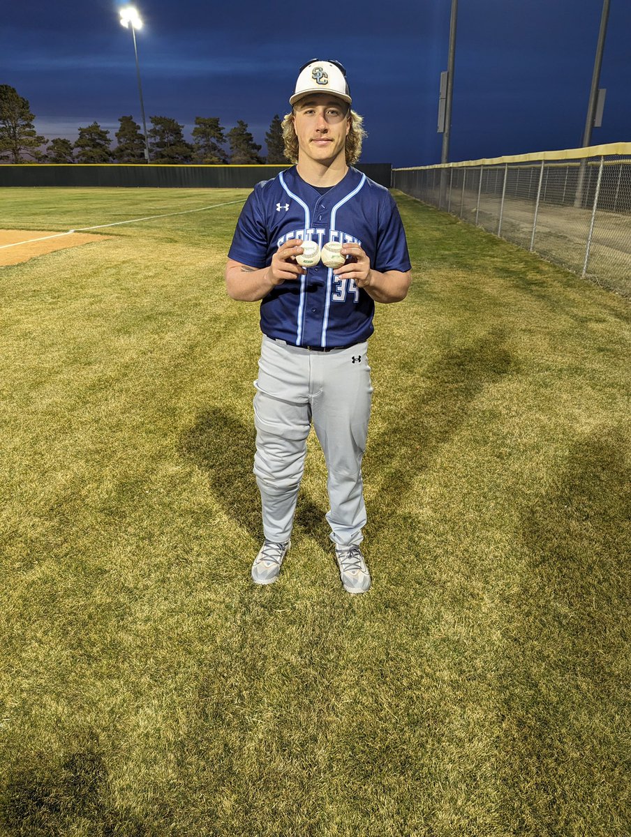 How about the start to the season Brady Welker of Scott City (3A) ⚾️ is having? Hitting .892 with 17 hits in 19 at bats. Four doubles, two triples, four home runs. Also 2-0 on the mound. One of the top players in Western Kansas. #sportsinkansas