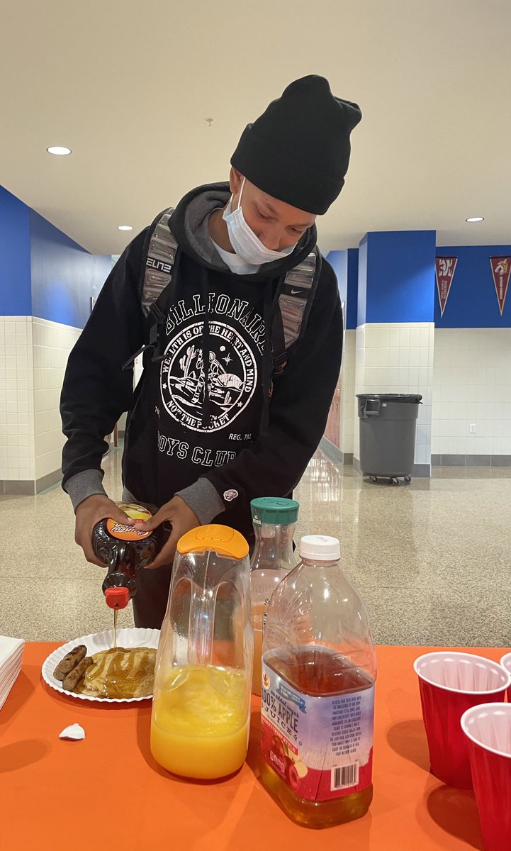 Itsmorethanmath's tweet image. Today was a success! I am humbled to serve such COMMITTED staff and students.

PARCC &amp;amp; Pancakes session #5 was filled with PARCC-aligned instruction, kid talks, and data. We operated with data in mind and lifted possible solutions to barriers.

I love what I do!

#itsmorethanmath