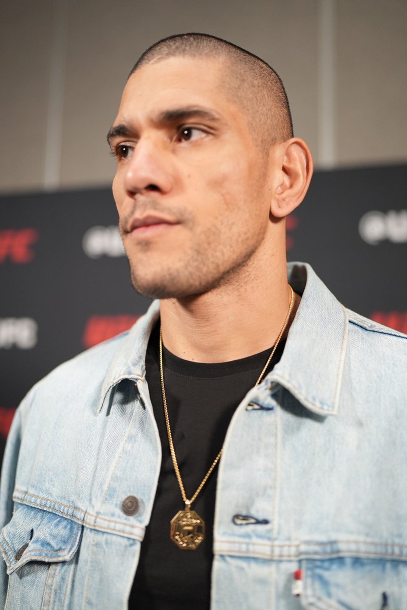 Alex "Poatan" Pereira tweet media