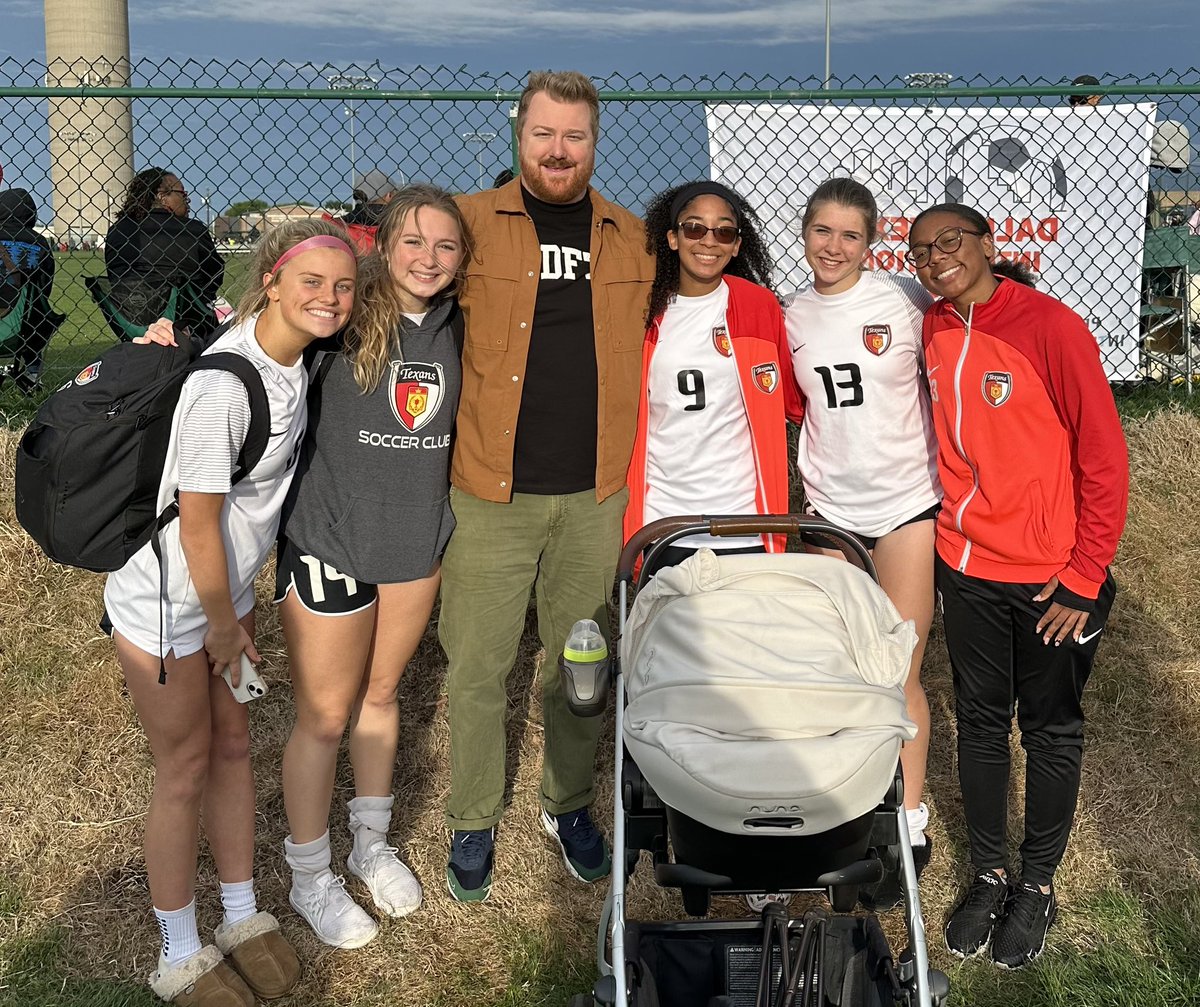 NeasonArianna's tweet photo. Great week of soccer at the @DallasGirlsCup this week! Got to meet @moeebrian. Played against some great opposition from Denmark @FortunaHjorring and got to talk a lot with my new college coach @kbaugh22 . Even got a visit from my old FC Storm coach! I love this game!! https://t.co/pu1V9fcDMk