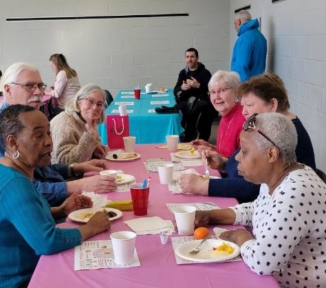RiverWardRiley's tweet image. 550 pancakes later...
Thx to the amazing volunteers and team from Enbridge for assisting with today's River Ward Community Breakfast at the Alexander CC.
We had a great time with a fantastic turnout!

April 22:  Earth Day event at the Govt complex, Coldrey/Laperriere, 10am-4pm.