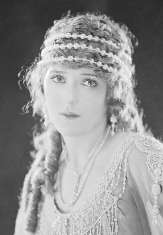 Hollywood Yesterday on Twitter ""I left the screen because I didn't