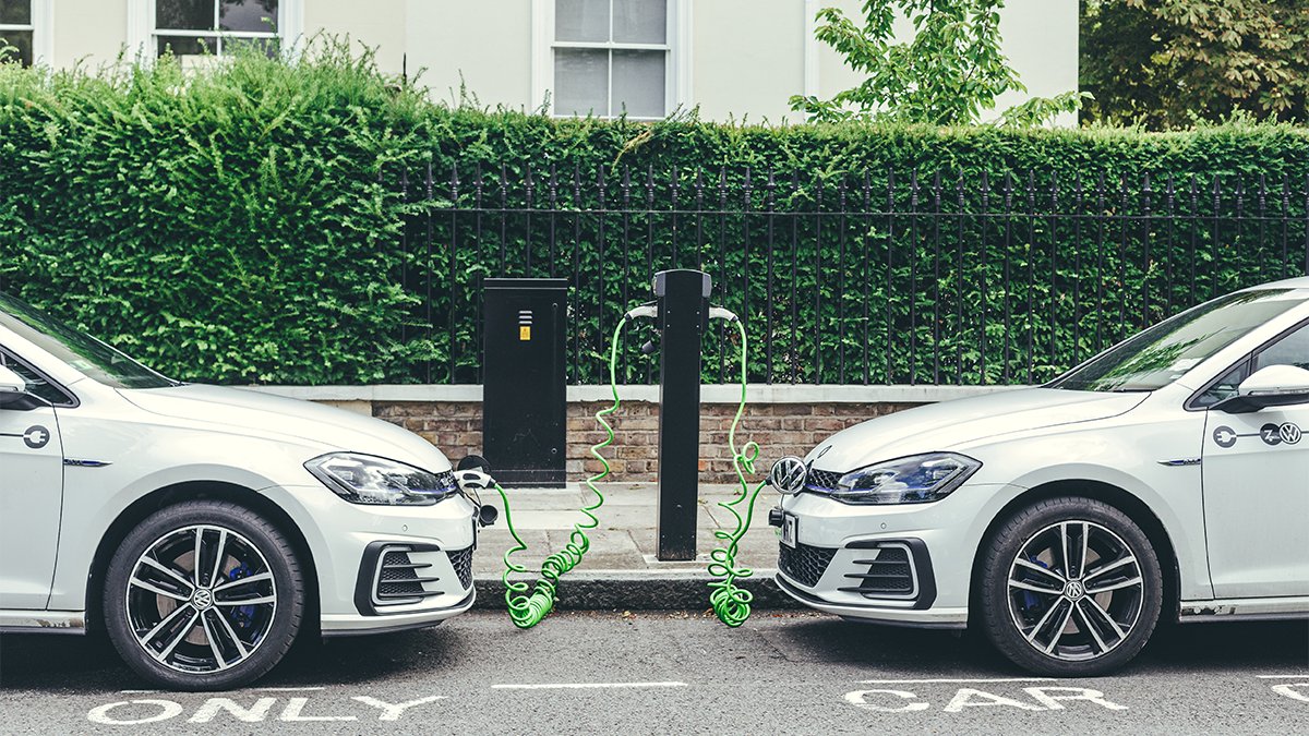 MoneySavingExpert tweet media