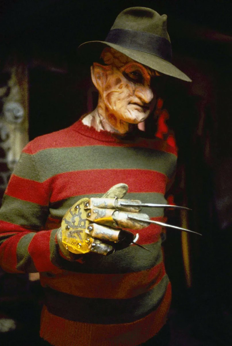 JustFreshKicks's tweet photo. Nike Dunk Low "Freddy Krueger" Coming Soon 🩸🧟‍♂️ https://t.co/IoUCQN9xxw https://t.co/52UqdOSZ5F