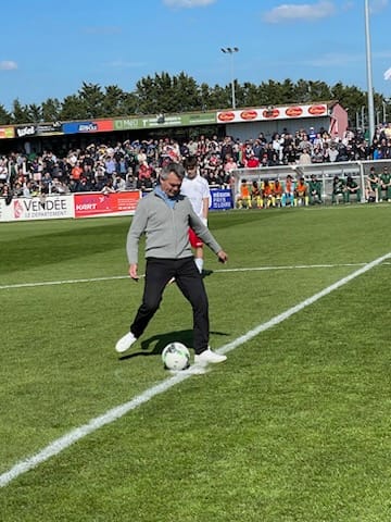 #Montaigu2023
Belle journée au <a href="/MFMontaigu/">Mondial Montaigu</a> avec la relève du foot mondial
L'occasion de donner le coup d'envoi du match <a href="/FCNantes/">FC Nantes</a> vs Sélection <a href="/DepVendee/">Département Vendée</a> (0-0)
<a href="/Synergie/">Synergie</a>  #TeamSynergie #Synergie #Partenaire
<a href="/paysdelaloire/">Pays de la Loire</a> <a href="/MontaiguVendee/">Montaigu Vendée</a> <a href="/Terres_Montaigu/">Terres de Montaigu</a>