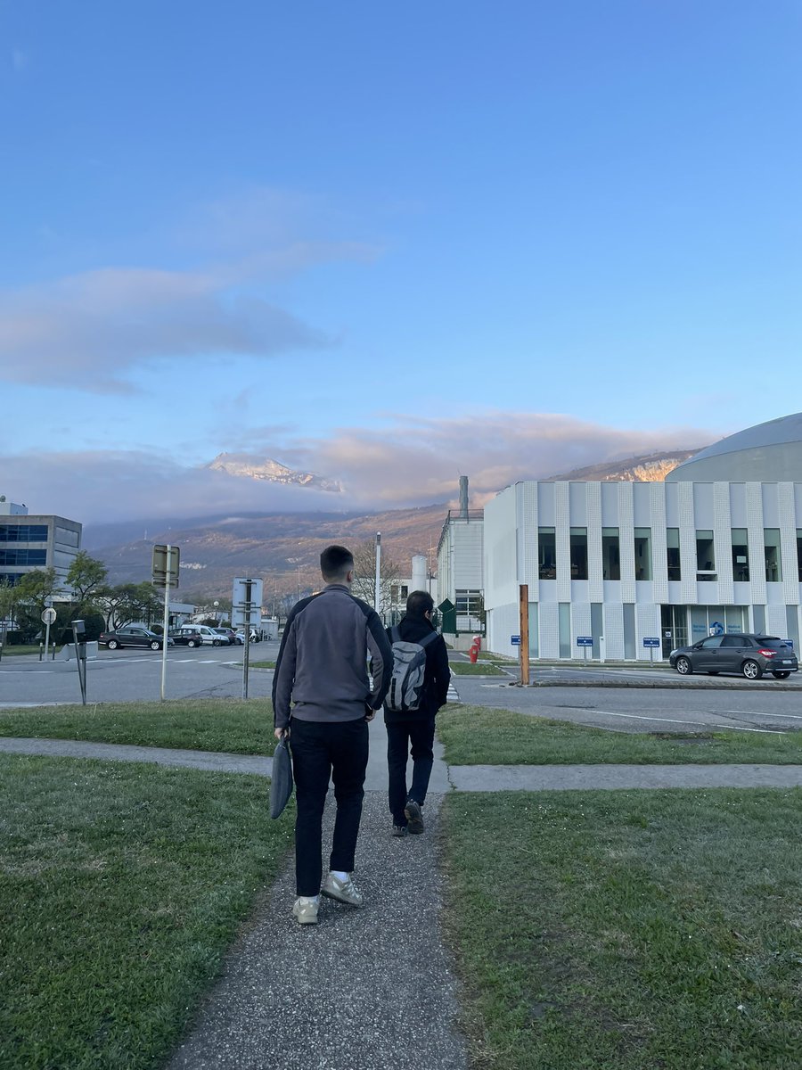 Day 1 complete at <a href="/esrfsynchrotron/">European Synchrotron</a> ! Having a great time at the High resolution powder diffraction beamline with <a href="/sumitkonar/">Sumit Konar</a> <a href="/bethrosewild/">Beth</a> <a href="/elliotlasc/">Elliot Lascelles</a>