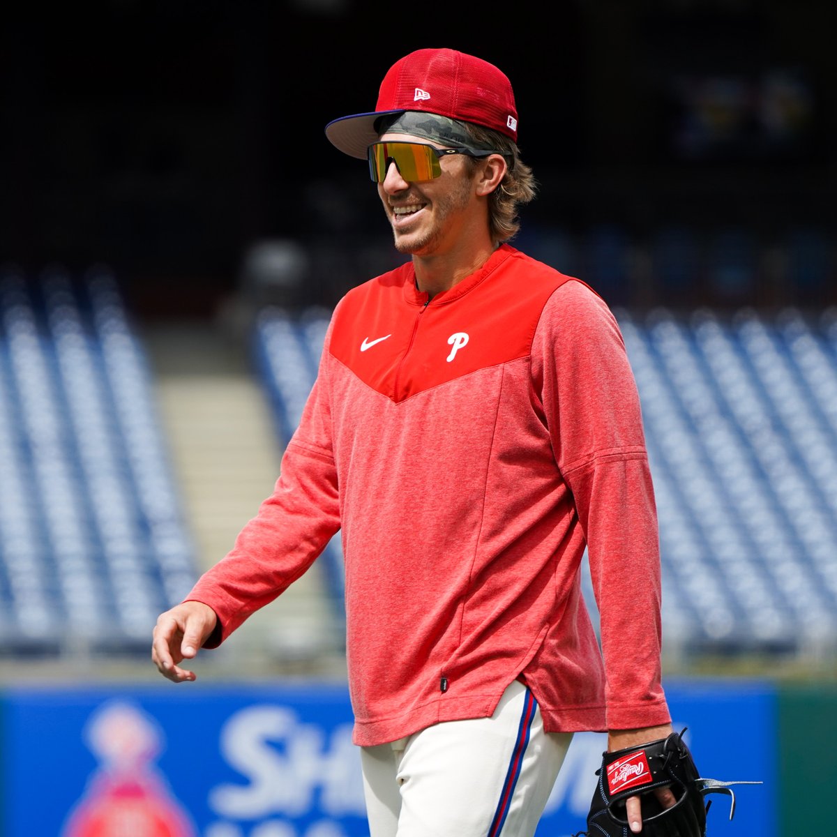 Philadelphia Phillies on Twitter "Everyone pls wear your hats like