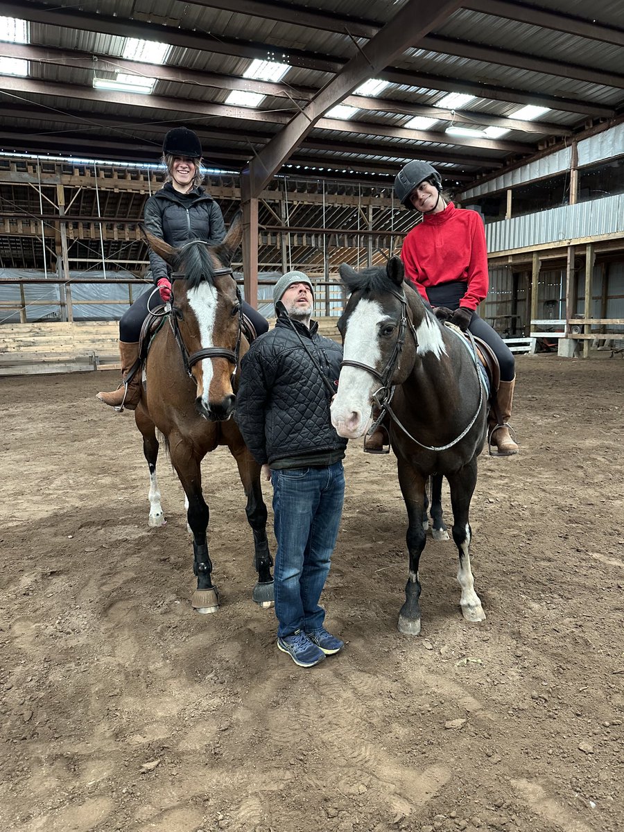 PeteDominick's tweet photo. My dad always takes the girls horseback riding when we visit them in upstate ny. The trainer asked me if I wanted to get in a shot with them as I too love to ride and be around horses. I saw the rising whip and pulled a Mussolini. #horses #family #alwaysbesilly https://t.co/xp54uMw77o