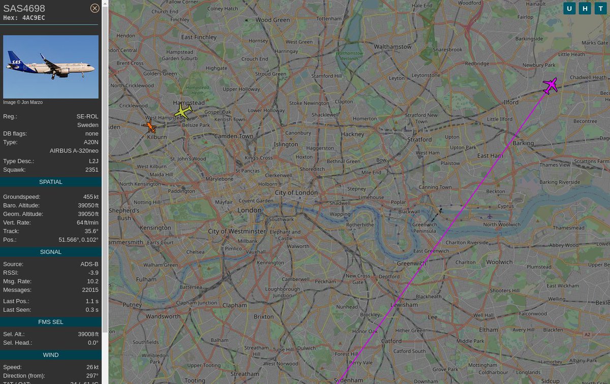 Flight: #SAS4698 Reg: SE-ROL Oper: Scandinavian Airlines System Route: LPA-OSL Gran Canaria Airport to Oslo Airport Type: A320 251NSL Heading: NE Speed: 610.7 mph @ 39000 ft Squawk: 2351 Seen: 20:04:38 #WayTheHeckUpThere #FlyingFast #AircraftSE1