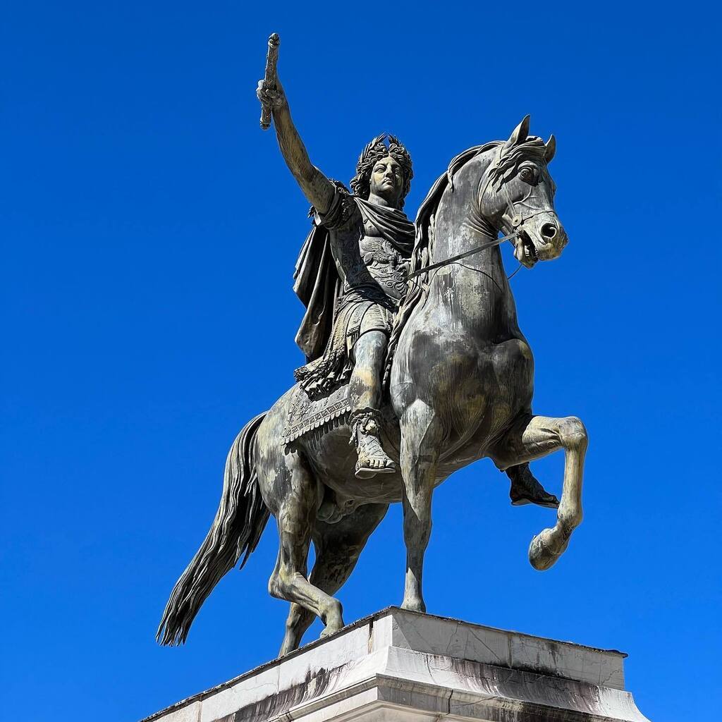 jmanchipp's tweet photo. Louis XIV https://t.co/IYahtaVFuq https://t.co/yJTYRVwLqn