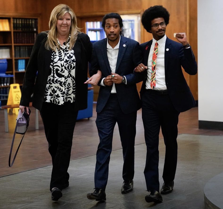 Gloria Johnson, Justin Jones, and Justin Pearson showing up to meet with Vice President Kamala Harris yesterday. They are icons. They are heroes. These people aren’t going anywhere — no matter how hard Republicans try to bring them down or silence them.