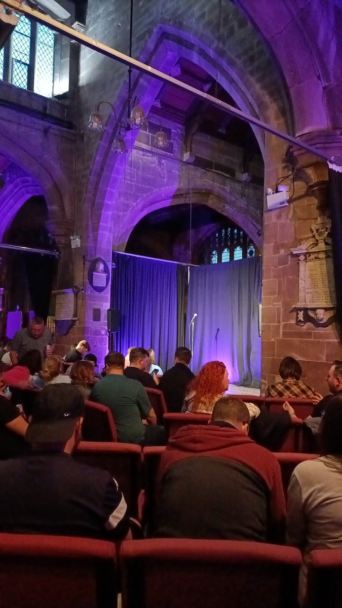 philgallanders's tweet image. Evening out at @TheCCChester 

Mad to think that there's a dimension out there where @FreddyQuinne @deancoughlin_ and @JamieHComedy are in Nashville and @eltonofficial is closing the show here tonight - in an Everton away kit!

@DanHasAPodcast 
@adamrowecomedy 
@Haveawordpod