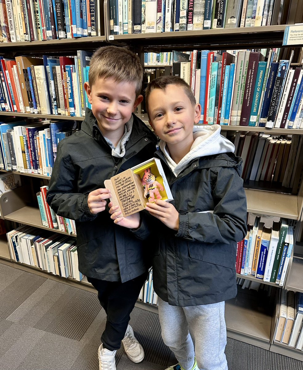 Robert Johnston (@tangram_design) on Twitter photo <a href="/BillionBuns/">Billion Buns 🐰</a> First Space Bun has been found! I have two very happy scavengers here. #BillionBuns <a href="/Chairman_Ting/">Chairman Ting</a> <a href="/tangibleint/">Alex Beim | Space Buns Minting AUG 5</a> <a href="/BillionBuns/">Billion Buns 🐰</a> First Space Bun has been found! I have two very happy scavengers here. #BillionBuns <a href="/Chairman_Ting/">Chairman Ting</a> <a href="/tangibleint/">Alex Beim | Space Buns Minting AUG 5</a>