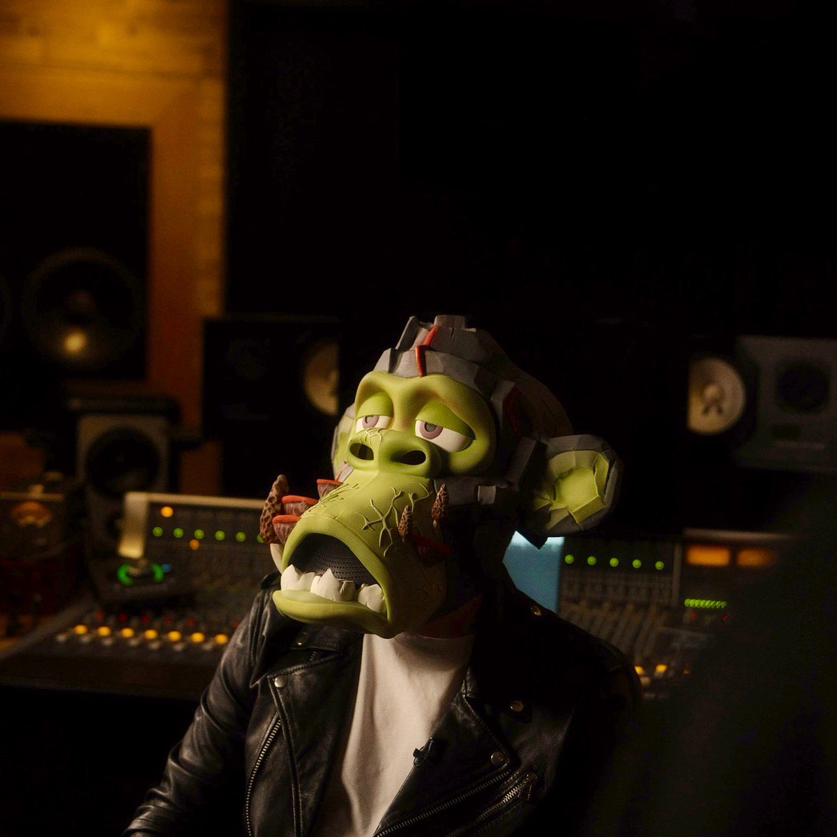 jackotheape's tweet image. Workin on some mad music 🧟‍♂️
#boredapeyachtclub #bayc #mayc #MutantCartel #jacko