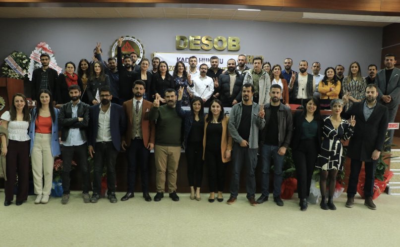 ekin_Ytr's tweet photo. Çok güzel bir kongre oldu..Emeği geçen tüm arkadaşlarımıza, önceki dönem eş genel başkanlarımıza, GM yöneticilerimize teşekkür ediyoruz, onurlandıran ÖHD Eş Genel başkanlığı görevini hakkıyla yapabiliriz umarım🍀✌🏻 https://t.co/uQ3woqjE6A