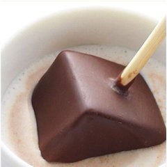 vgvd's tweet image. 【＃Mome(モミ)】極上の「飲むチョコレート体験」をあなたも。

フレーバーも12種類と豊富！クルクルと自分自身で溶かしていく楽しさも美味しさのスパイス！
vvstore.jp/feature/detail…