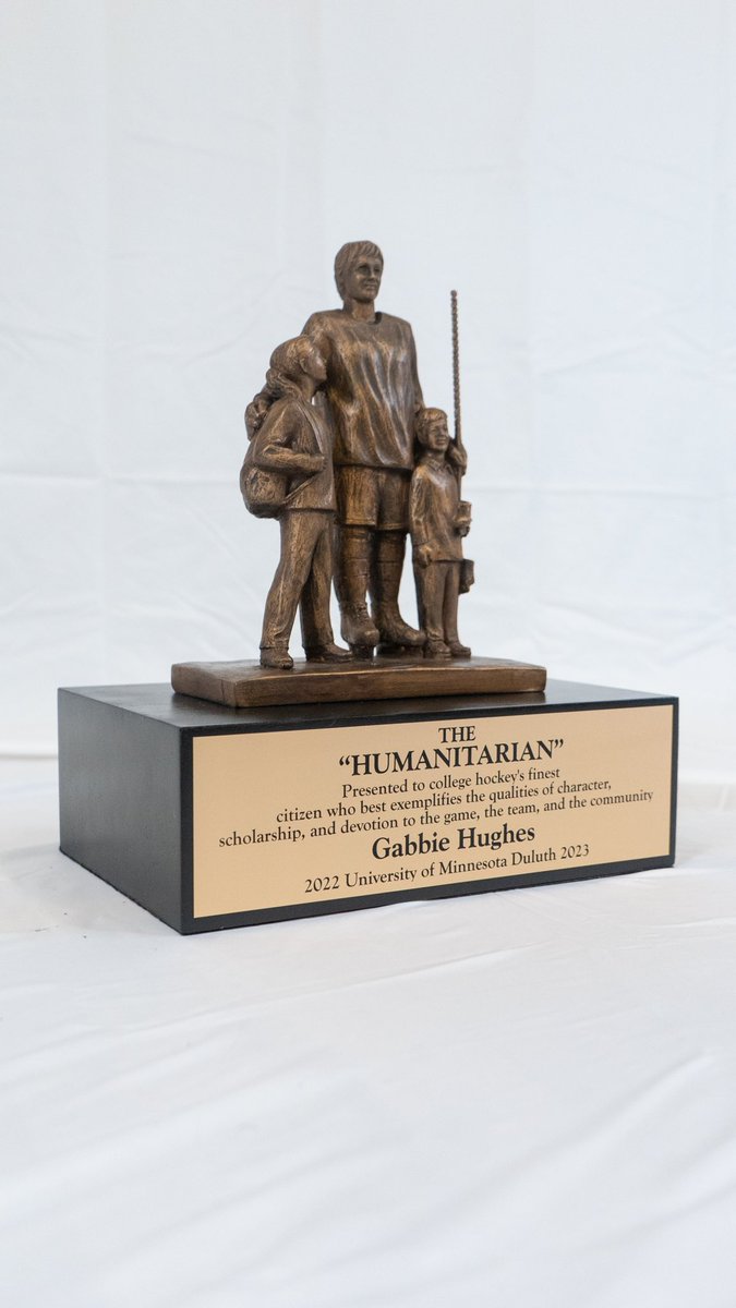Missed Gabbie’s speech yesterday or just want to rewatch UMD’s first-ever <a href="/HHA_Foundation/">Hockey Humanitarian</a> selection, we have you covered! Here’s the ceremony link ➡️ youtu.be/TPAs6uRHtp8