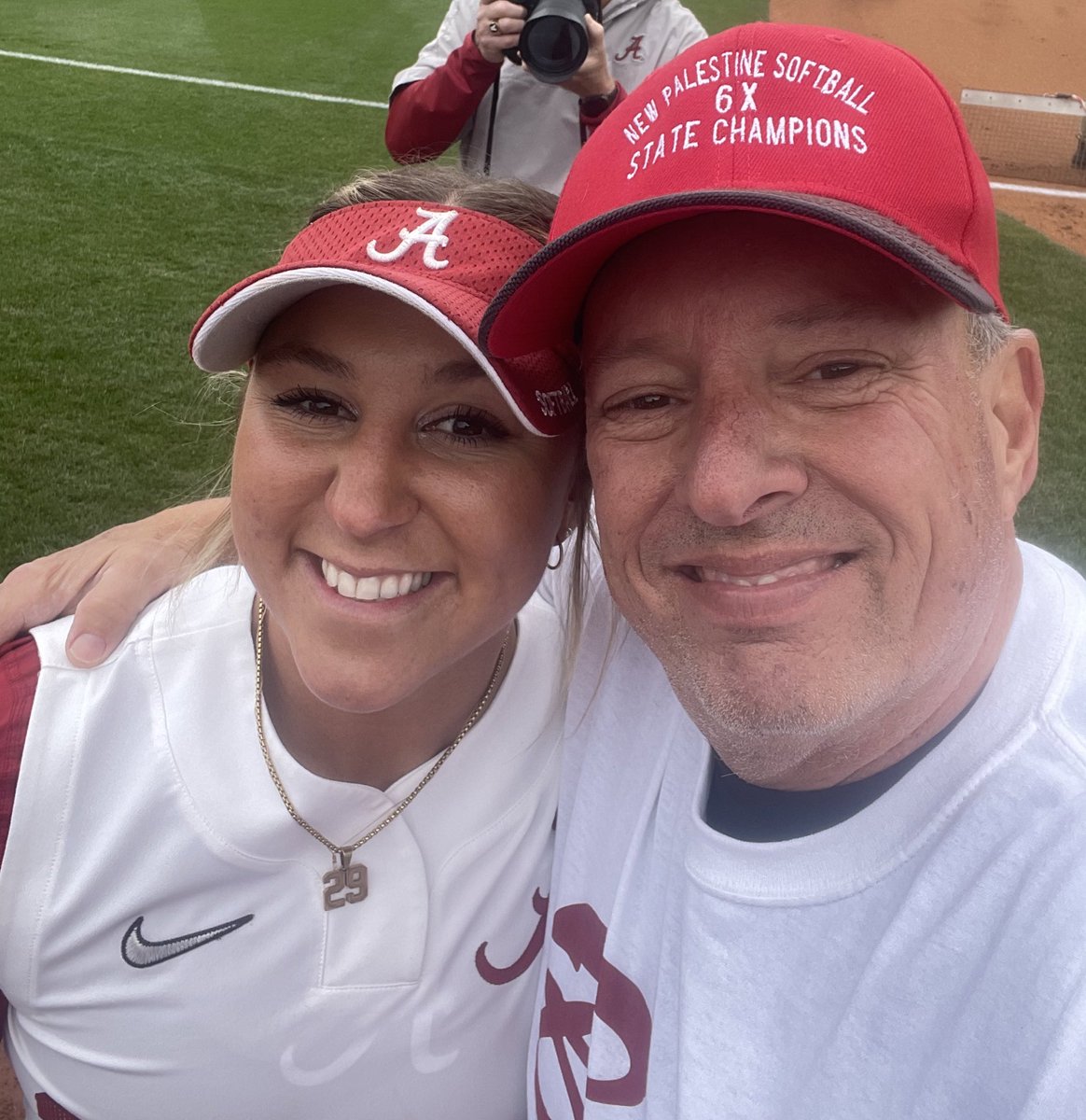 CoachEdMarcum's tweet photo. Great trip to @AlabamaSB to celebrate @a_prange on her senior day. Saw an Ashley 💣 &amp; got her bobblehead. Montana pitched a no-hitter for a 4-0 victory. #DragonsInCollege https://t.co/mah7WubqQ1