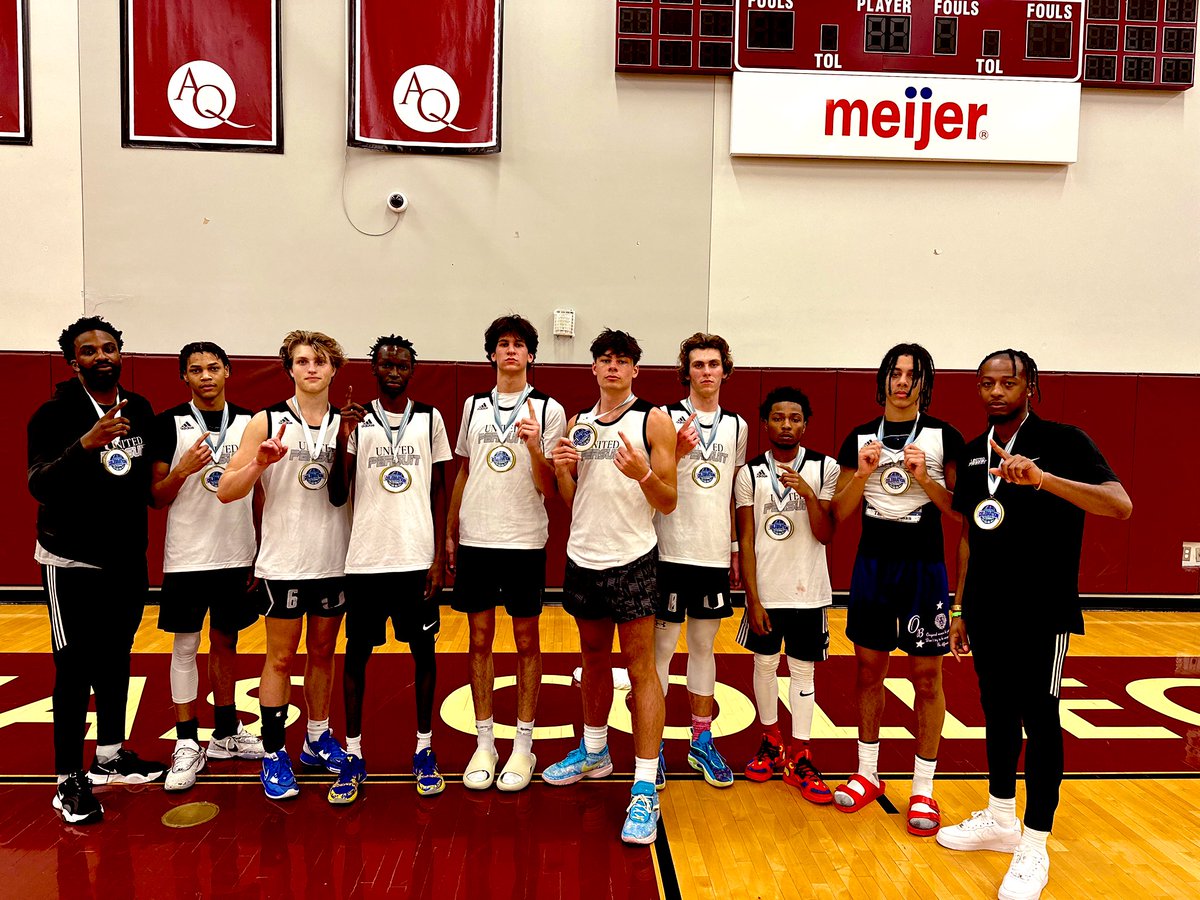 Rodney Turner™ (@rodney_turner11) on Twitter photo Big s/o to my <a href="/Persuit_NY2LA/">United Persuit 2024 NY2LA</a> 17u squad for starting off the summer the right way. Easter Celebration Jam Champions. <a href="/corey_person32/">Corey Person</a> Big s/o to my <a href="/Persuit_NY2LA/">United Persuit 2024 NY2LA</a> 17u squad for starting off the summer the right way. Easter Celebration Jam Champions. <a href="/corey_person32/">Corey Person</a>