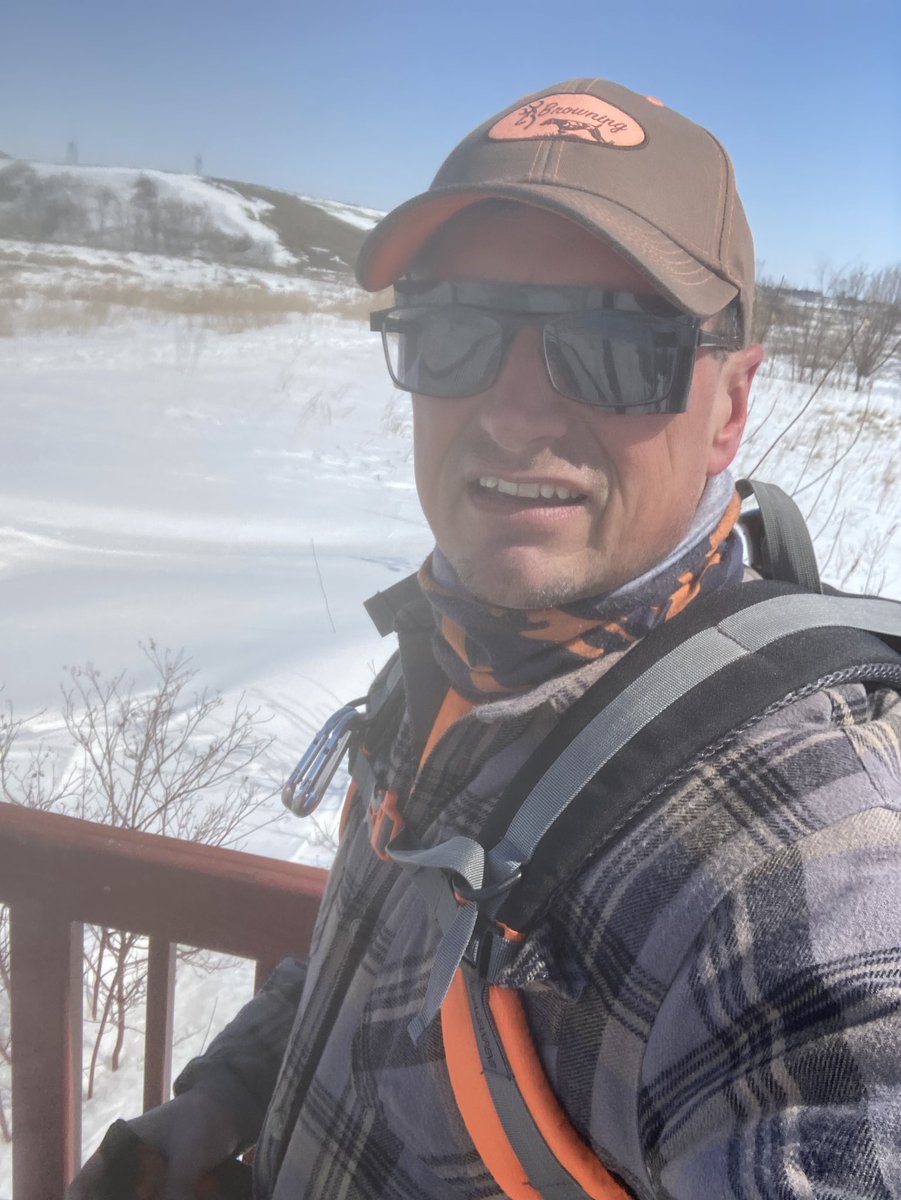 DD4consulting's tweet photo. After fighting a bone fracture in my foot since November. People keep asking if I am back and I havenβt really had an answer, but yeah, Iβm thinking Iβm back. #johnwick #hiking #northdakota #feelinghealthy https://t.co/ILvVeV2Ij3