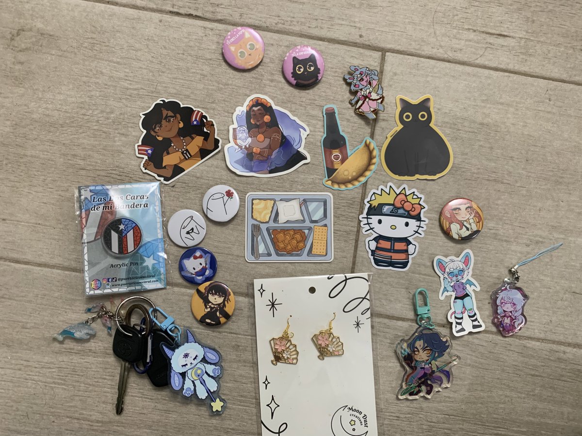 anarkyah's tweet image. pics of me as makima at #prcc and my merch haul