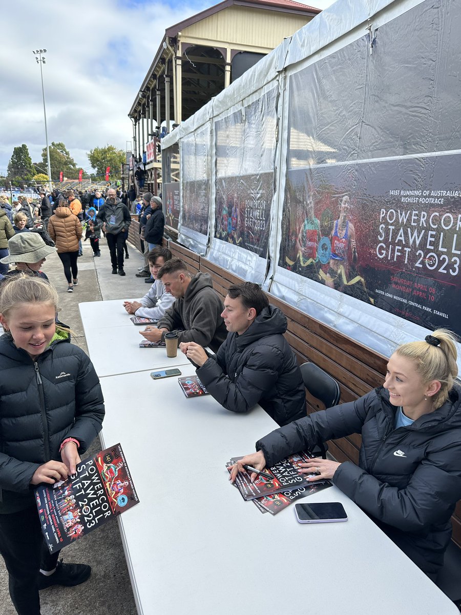 Meet the stars!
@jessicahull143 
<a href="/JackHale98/">MighTee</a> 
<a href="/JacobDespard/">Jacob Despard</a> 
<a href="/jake_doran_/">Jake Doran</a> 
Signing autographs now by the VIP area - where you can still get tickets for today!
#StawellGift