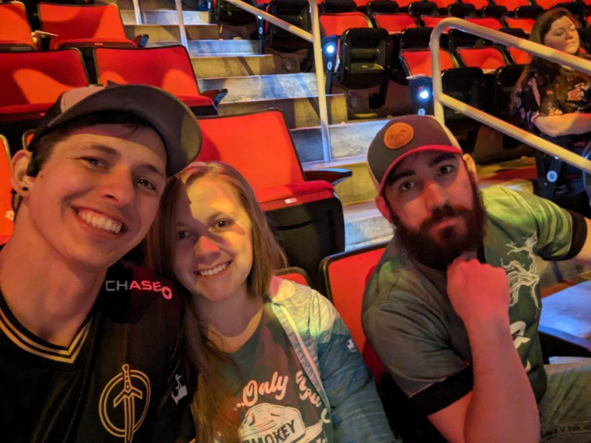 RjnGaming's tweet photo. I may have only gotten one day seeing the @LCSOfficial live, but I gotta say that it was one of the best days of my life. I will remember this day for the rest of my life. https://t.co/qq3jGlFH28