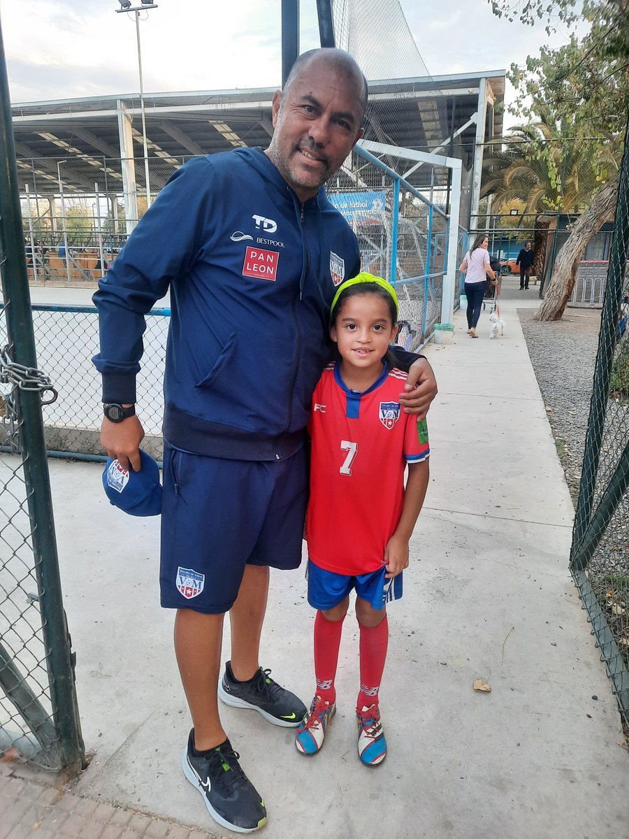 orimathi12's tweet photo. @escuelavillamacul mas que una escuela es una familia https://t.co/4FR1drnj1l