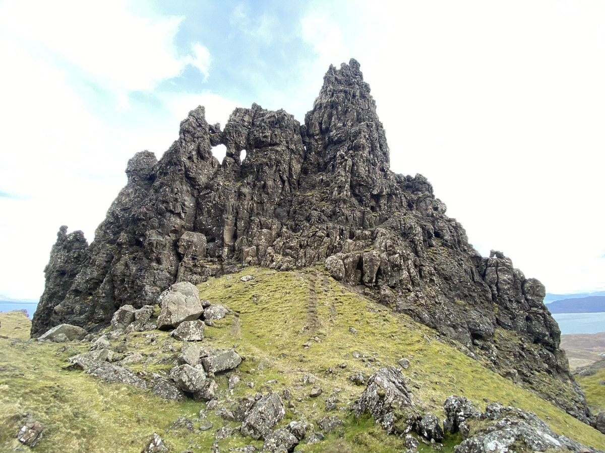 TheNomadicClems's tweet image. Visited the Old Man of Storr and the Needle this afternoon. Well worth the trek up to them. 
Now back in the roof tent, and the wind has definitely picked up!