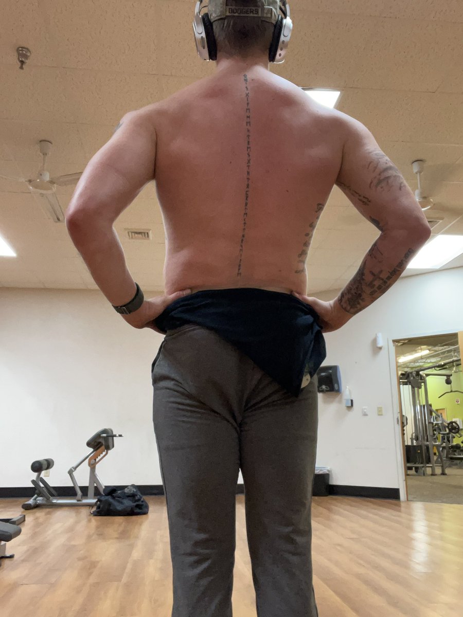 knuckFUhyuck's tweet photo. We love a good back day 🏋🏼 
#repsforjesus https://t.co/qtV6K7RHc3