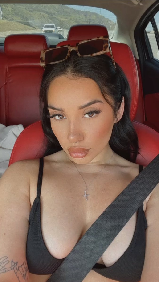 Bri 🤍 tweet media