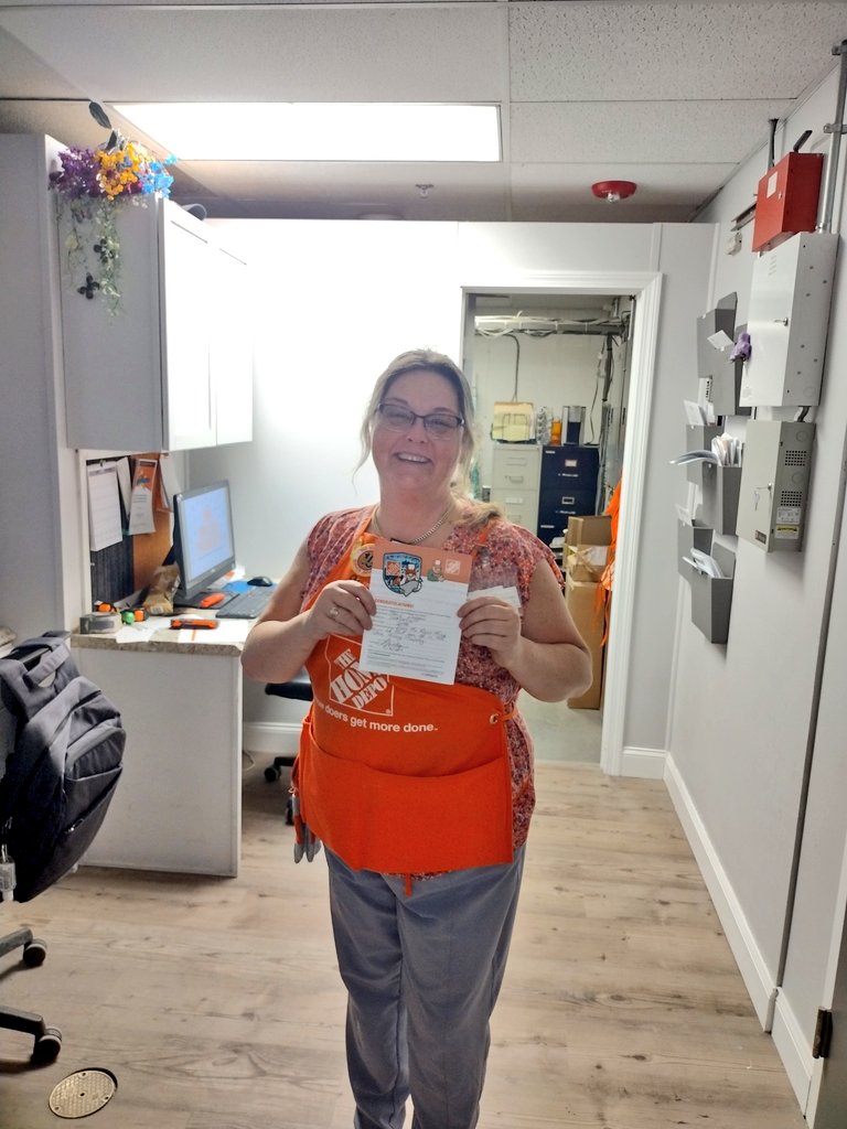 Pattina Llewellyn (@pattinallewell1) on Twitter photo CXM Stacy received a Homer award for driving safety behaviors and recognizing associates for their safety behaviors every day, every hour and every minute. Keep up the good work!! <a href="/Bkennedy88/">Brian Kennedy</a> <a href="/StacyDuggan/">Stacy Duggan</a> <a href="/MatteHome/">Renee</a> CXM Stacy received a Homer award for driving safety behaviors and recognizing associates for their safety behaviors every day, every hour and every minute. Keep up the good work!! <a href="/Bkennedy88/">Brian Kennedy</a> <a href="/StacyDuggan/">Stacy Duggan</a> <a href="/MatteHome/">Renee</a>