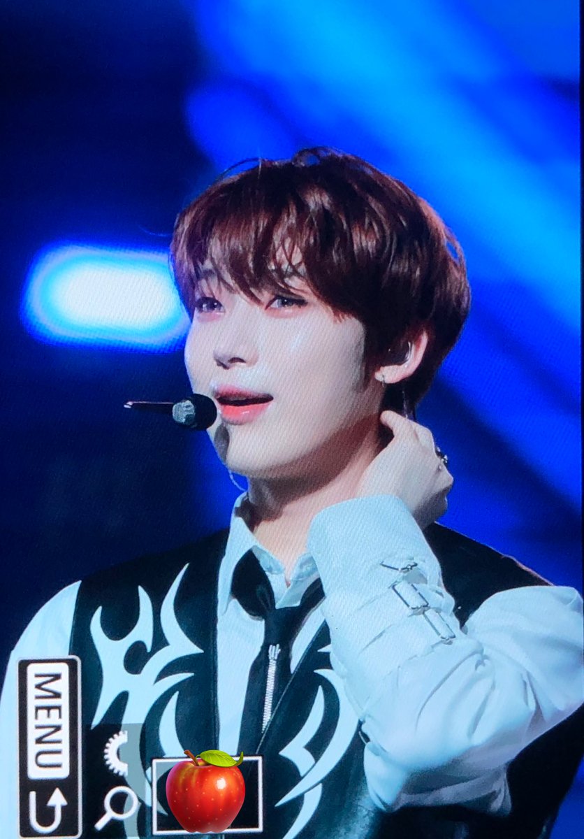 sun426030's tweet photo. 230408 MusicBank in Paris
#ENHYPEN #엔하이픈 #SUNOO #선우 https://t.co/6C6lXIEnuQ