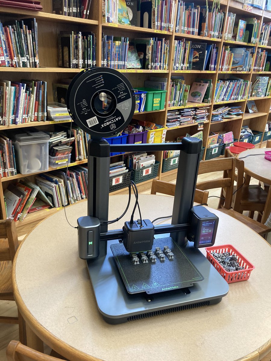 thewongways's tweet photo. Nothing to do on a fine Saturday? Come by @WPE_SF @WPESGarden for our Annual Maker Playground 1pm - 3pm. #Steam #Robotics #DIY #3Dprinting #BoxCity @SFUnified https://t.co/bnAdPqmmRC