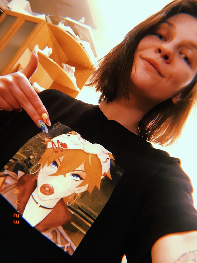 frustrated_cat's tweet photo. это потрясающий день рождения https://t.co/ds2ZfxokSG