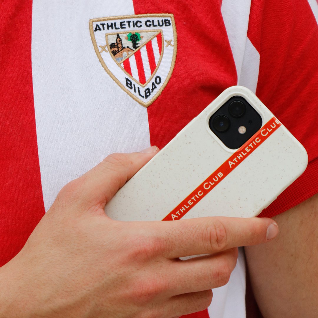 Estés donde estés, koloreak sentitu❤️  <a href="/Athletic_en/">Athletic Club</a> 
.
.
.
#athleticclub #bilbao #athletic #athleticbilbao #aupaathletic #futbol  #athleticclubbilbao #betizurekin #biziametsa #betiathletic #instaathleticclub #tequieroathletic #euskadi#sanmamesstadium #athleticeup #basquecountry