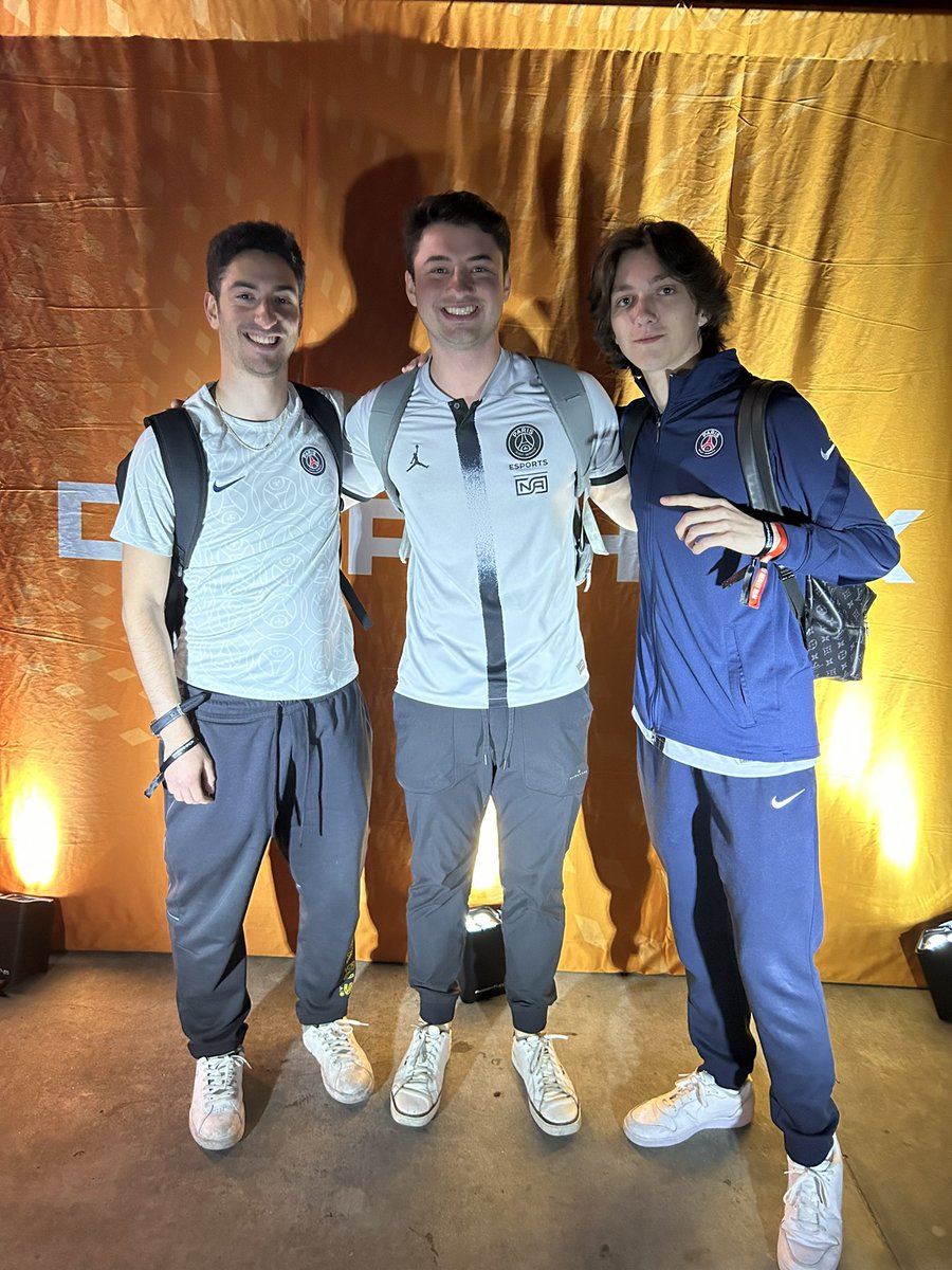 Day 1 of DreamHack San Diego 🌴