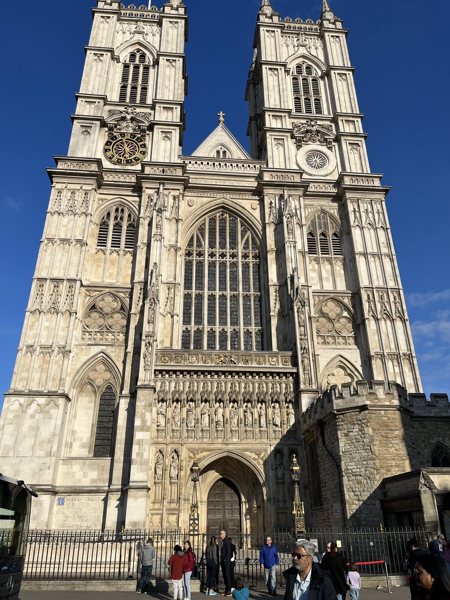 Incredible evening <a href="/wabbey/">Westminster Abbey</a> rehearsing for tomorrow’s Easter Sunday service. It’s going to be GLORIOUS 🤩
#easter #sunday #abbey #westminster
@triffiths <a href="/BomTarton/">Tom Barton</a>  <a href="/jonnyphollick/">Jonny Hollick</a> <a href="/Linham_Ryan/">Ryan Linham</a>